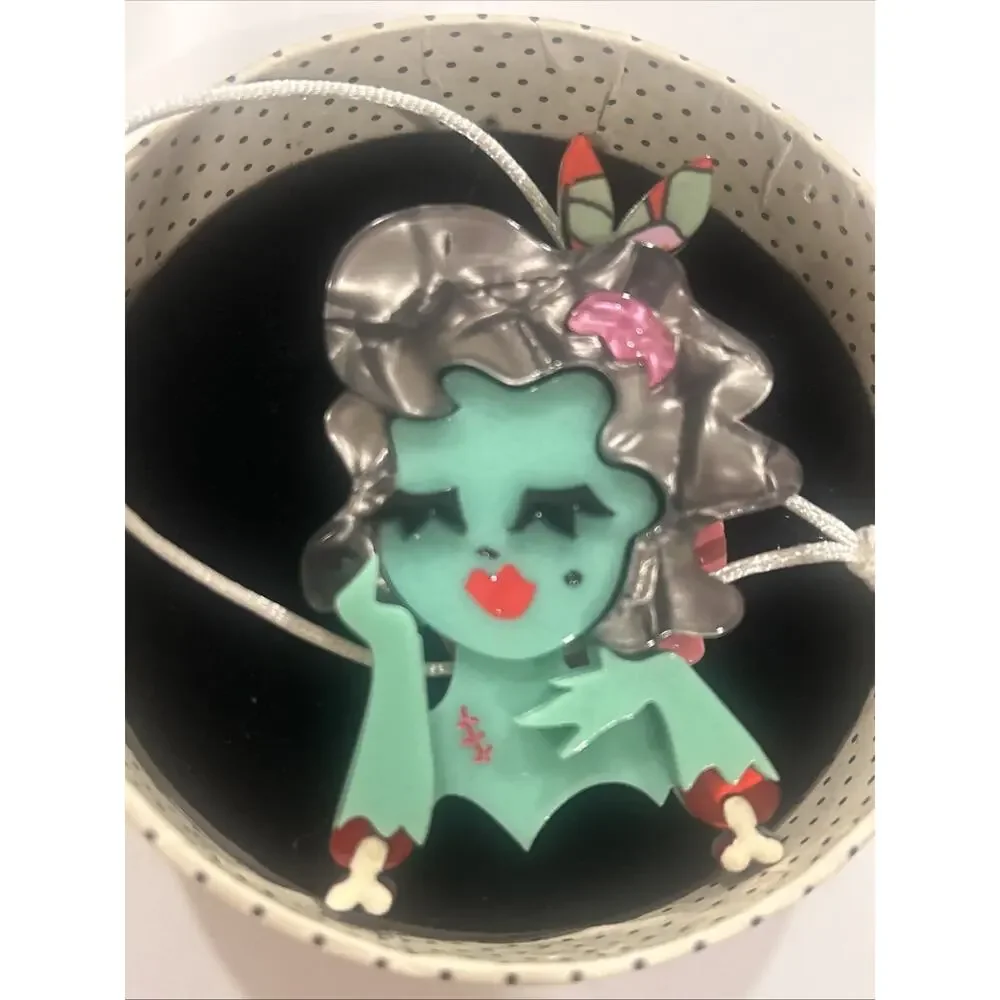 Erstwilder Drop Dead Gorgeous Brooch NIB First Edition Sally Land 2017 Pinup